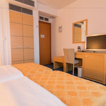 Hotel Blue Star 4*